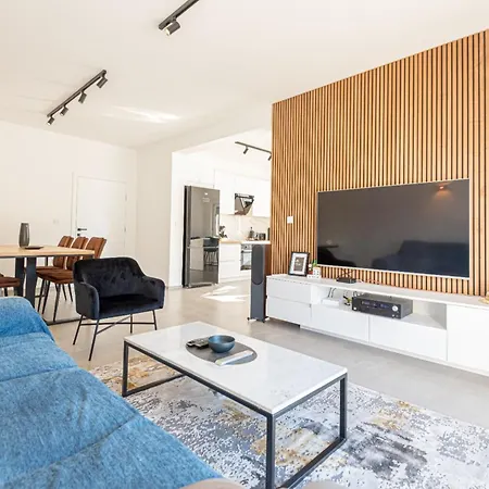 Iva 度假居 希贝尼克