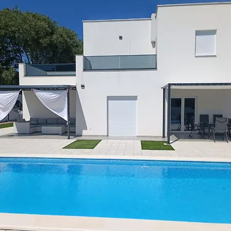 度假居 Iva 希贝尼克